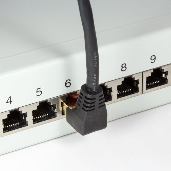 LAN Kabel 0,5m Winkel Netzwerkkabel Patchkabel gewinkelt 90Grad oben schwarz